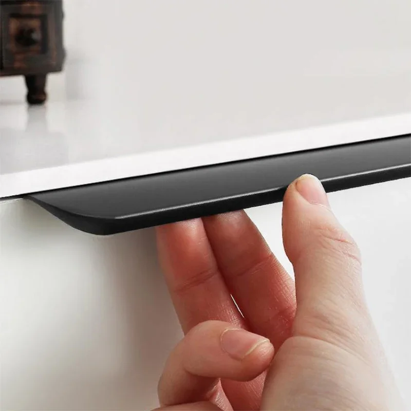 Minimalnie zaprojektowane klam – Furniture Hardware Factory recenzja i cena
